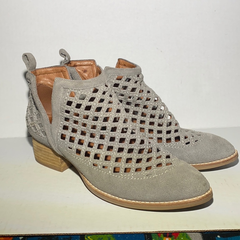 Jeffrey Campbell ‘Taggart’ Booties